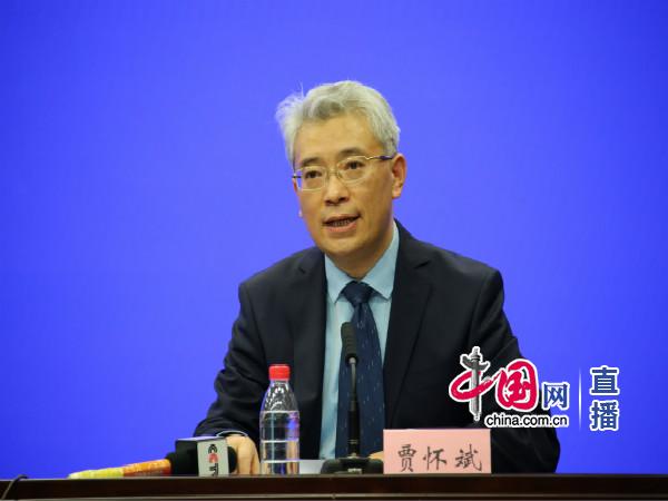 半岛官方体育人力资源社会保证部就声援保证办事疫情防控和做好稳就业等作事举办颁布会(图5)